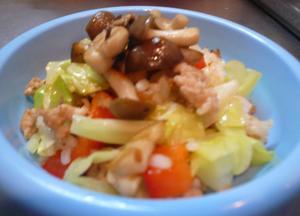 鶏そぼろしめじごはん