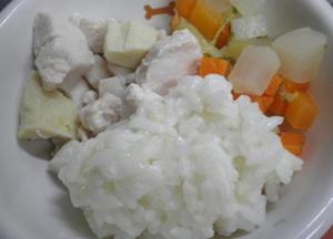 栄養タップリ。ヤギミーおじや