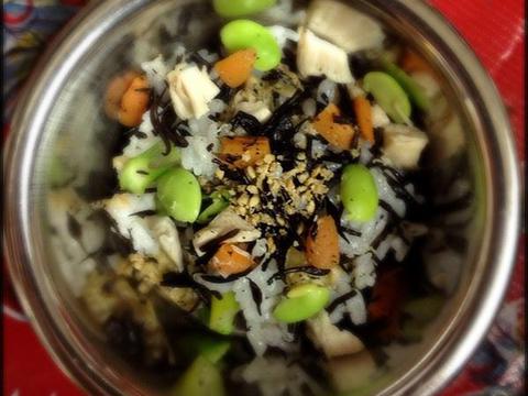 ひじきご飯