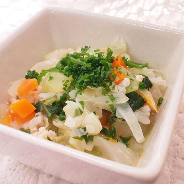 鶏ひき肉のキャベツたっぷり雑炊