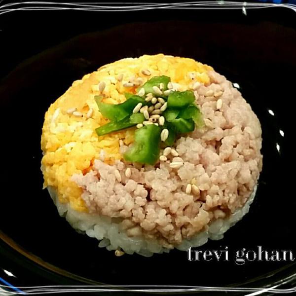 ミニミニ鶏そぼろ丼