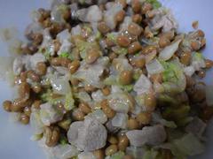 うまうま♪納豆豚ご飯