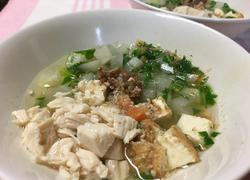 Turnip and deep-fried tofu soup