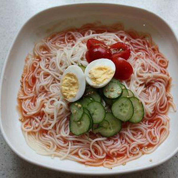 犬ご飯レシピ トマトそうめん Byサチ わんわんシェフ見習い中