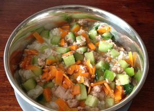 Refreshing vegetable rice with tuna