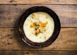 Soy milk soup with bonito broth