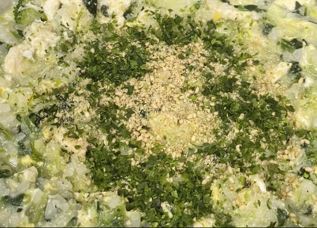 鳥肉とブロッコリーほうれん草のリゾット風