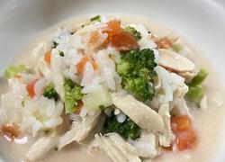 Chicken tenders and vegetable cream soup risotto